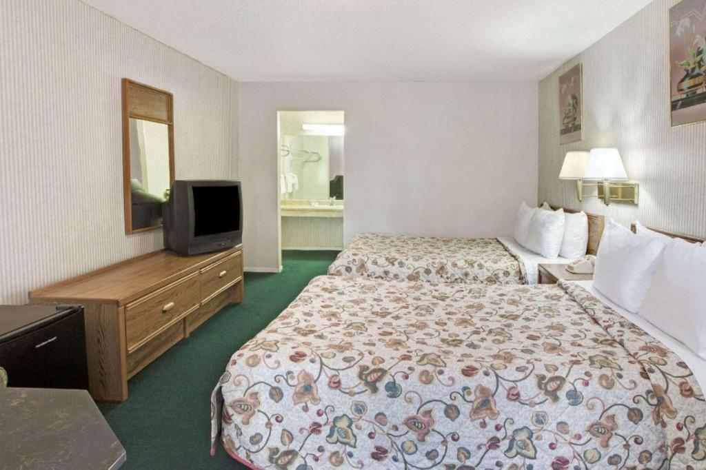 Knights Inn South Houston Tx Extérieur photo