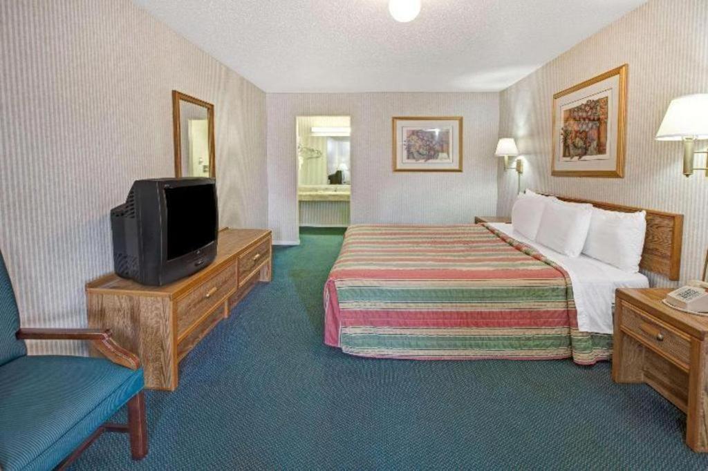 Knights Inn South Houston Tx Extérieur photo