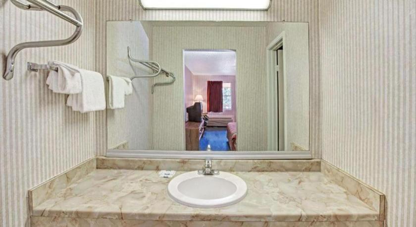 Knights Inn South Houston Tx Extérieur photo